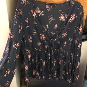 American Eagle floral top - tie in front